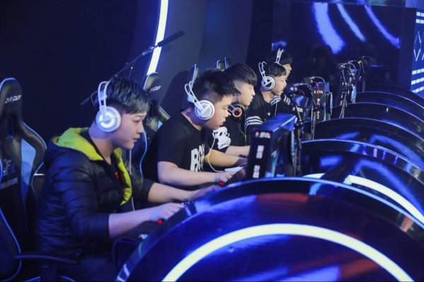 各方正在积 各方正在积