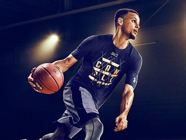 他冲向球迷 他冲向球迷